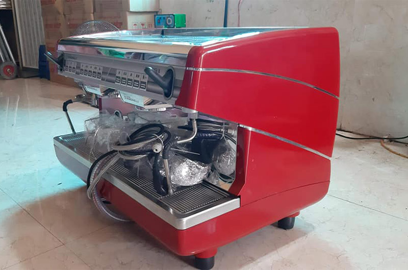 máy pha cà phê chuyên nghiệp tại hot air coffee