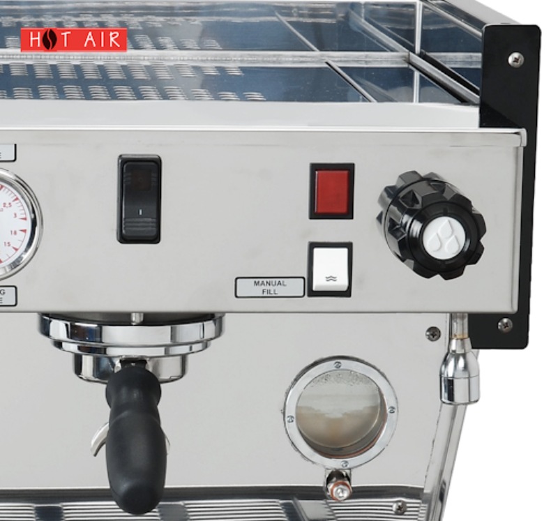 Máy pha cà phê Linea EE (2G) được thiết kế với công nghệ Semi Automatic