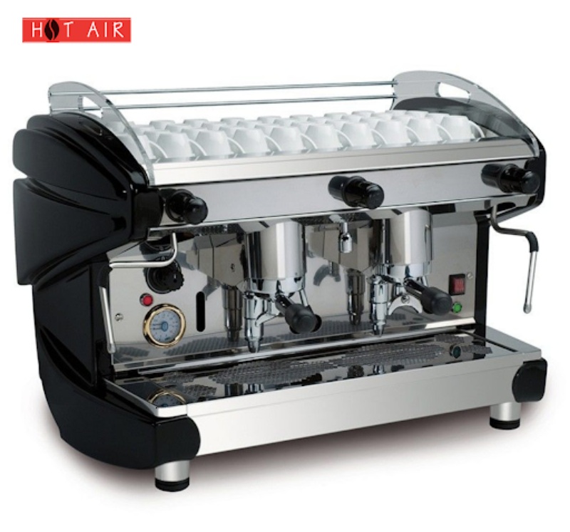 Máy pha cà phê BFC Lira 2G/11/PL được thiết kế theo phong cách cổ điển