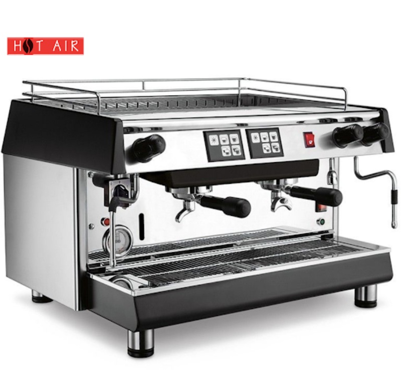 Thân máy pha cà phê BFC Gran Doge 2G/11/PL được làm từ thép không gỉ